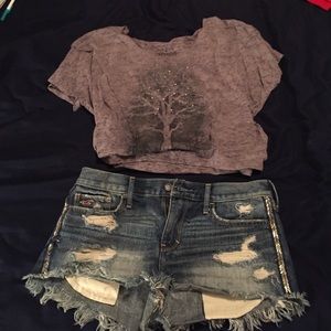 Grey graphic cropped tee