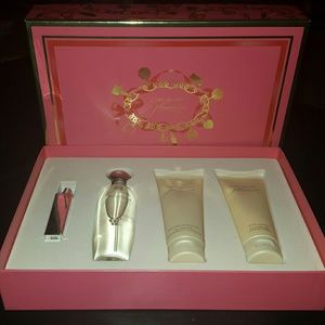 Estee lauder pleasure gift set