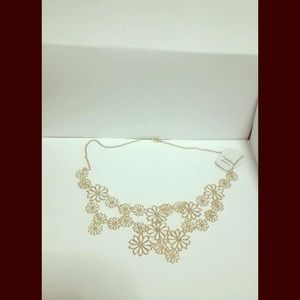 Flowers necklace