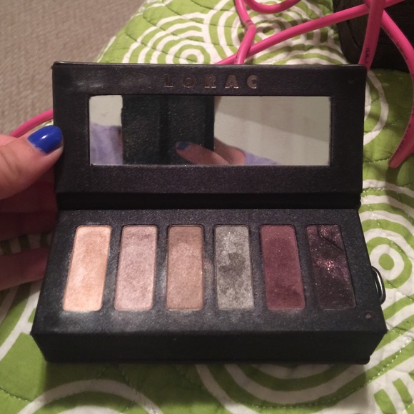 LORAC eyeshadow pallet with mirror and brush slot