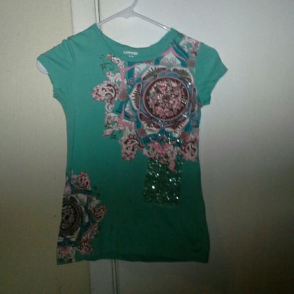 T-shirt