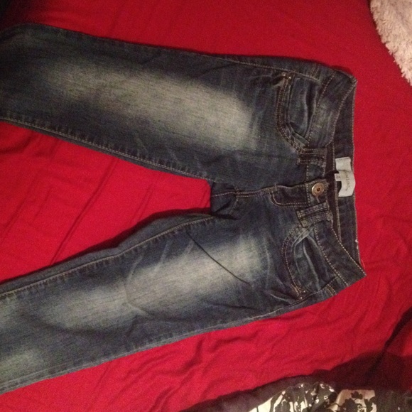 Size 0 Capris
