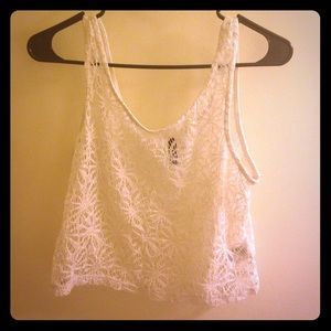 Flower pattern crochet white crop tank