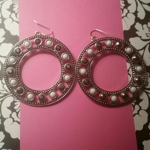 White and black hoop Earrings