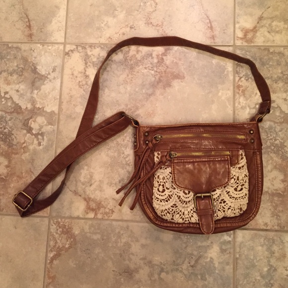 Tillys cross shoulder purse