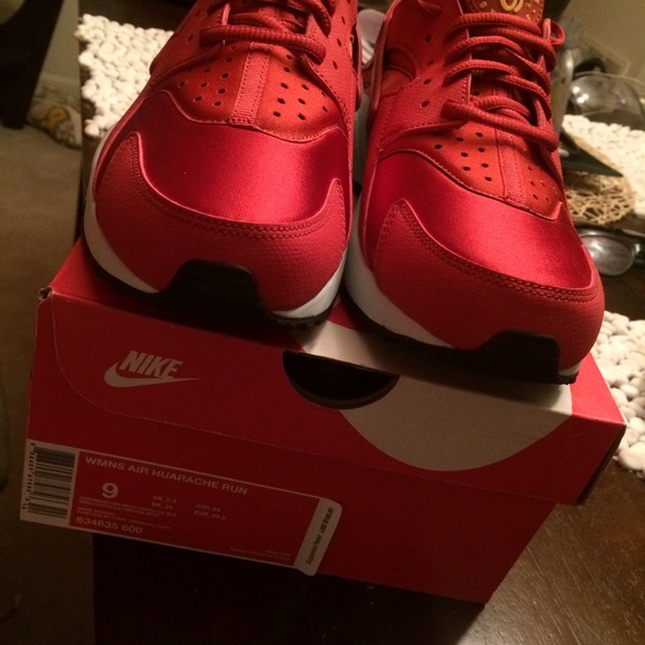 {SOLD} Nike Huarache Run Cinnabar Orange Red 9 - Picture 2 of 3