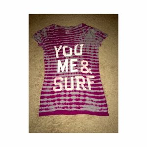 American Eagle V-neck
