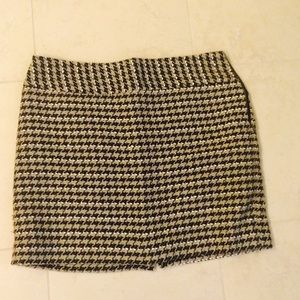 Tweed mini skirt