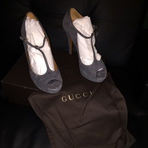 Gucci Kid Scamosciato Pump Size 39
