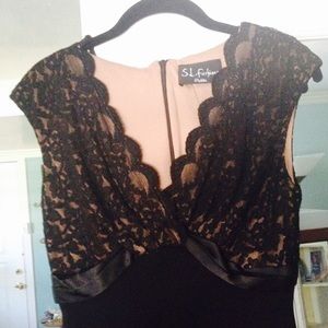 V Neck Lace Top Dress