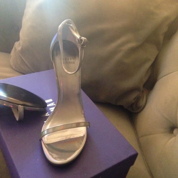 SOLD********Stuart Weizmann shoes ********SOLD - Picture 2 of 4
