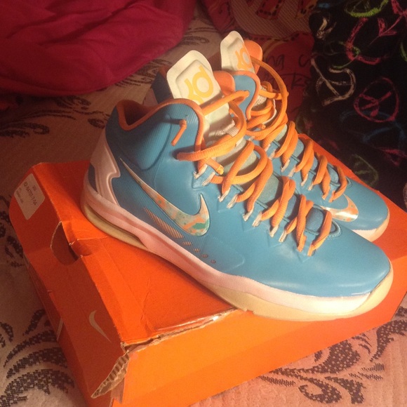 Easter KD V (GS)😎 - Picture 2 of 4