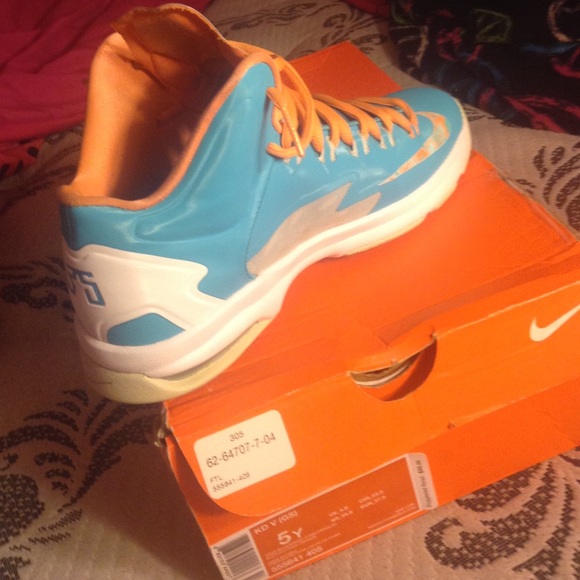 Easter KD V (GS)😎 - Picture 4 of 4