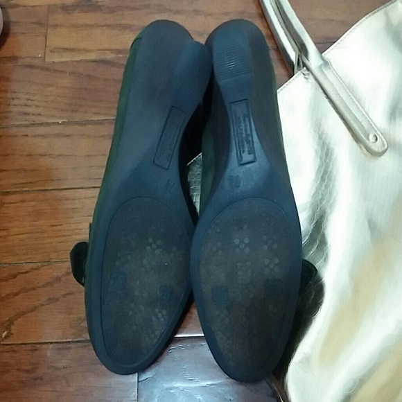 SOLD - Picture 4 of 4