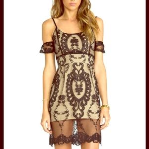 FOR LOVE AND LEMONS VIENNA OTS LACE DRESS