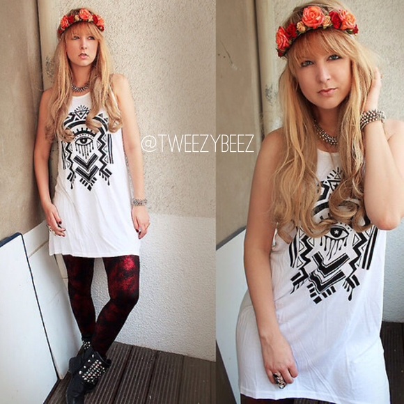 • EYE DRESS •