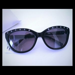 ✔SALE✔VALENTINO Black Rockstud Cat-Eye Sunglasses