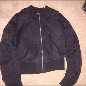 Black bomber puffy top shop