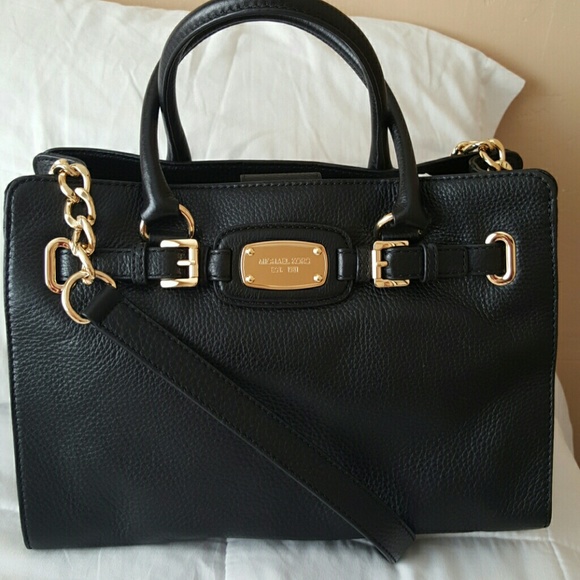Michael Kors Handbags - Michael Kors Hamilton