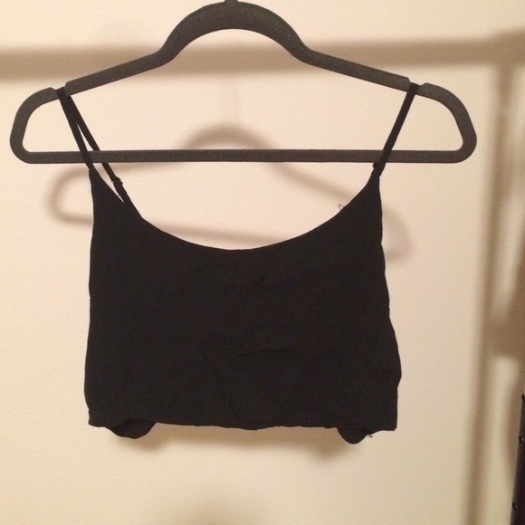 Brandy Melville cropped tank💖