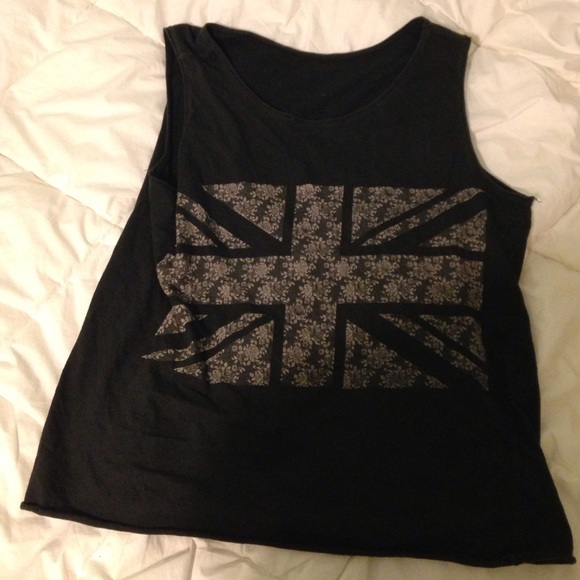Brandy Melville BRITISH flower flag tank top