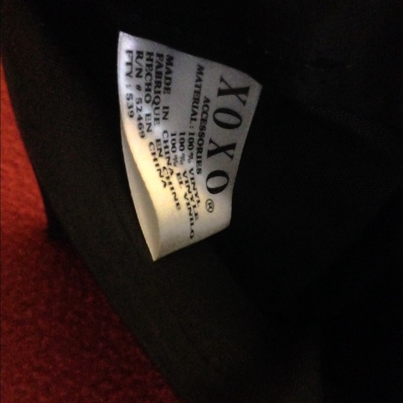 Cute trifold black leather-like wallet w/ trim - Picture 4 of 4