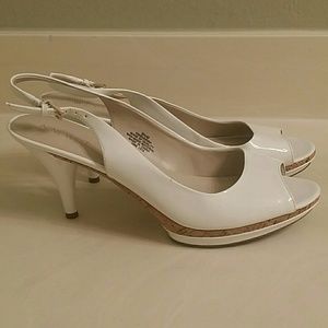 Nine West peep toe slingback pumps