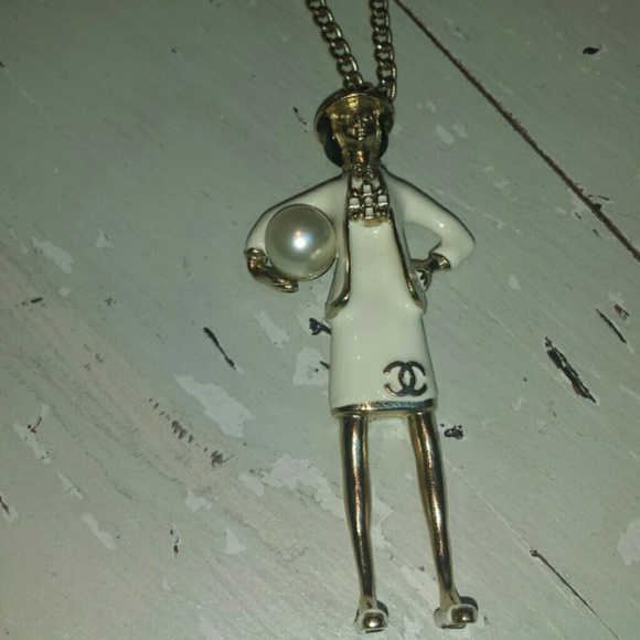 Authentic CHANEL Necklace Super Rare! - Picture 2 of 4