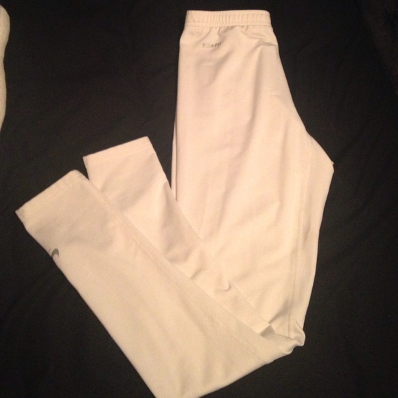 Brand new Nike Fit Dry Leggings