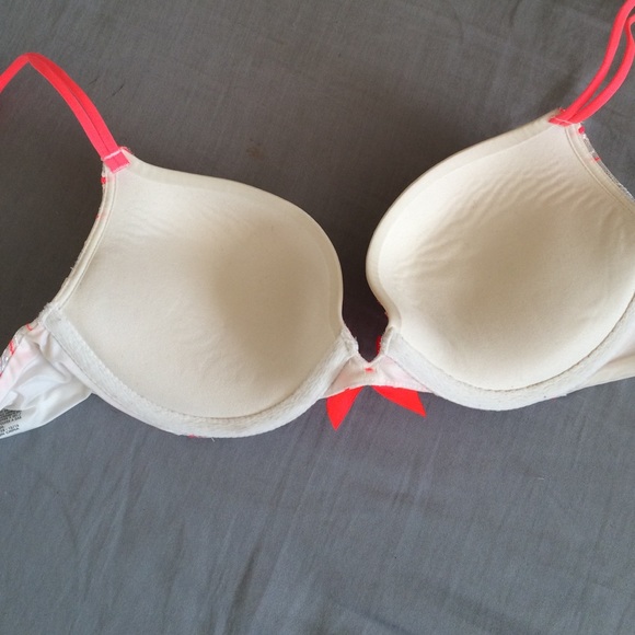 Push Up Bra - Picture 2 of 3