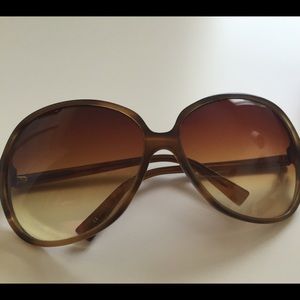 Oliver people's sunglasses