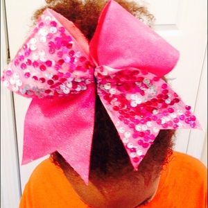 Cheer bow- (not the one shown-yours will be new)