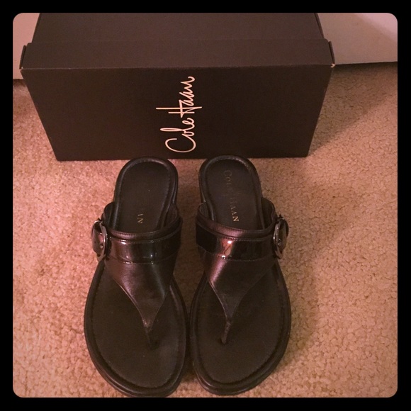 5.5 black Cole Haan Air Maddy Sandal