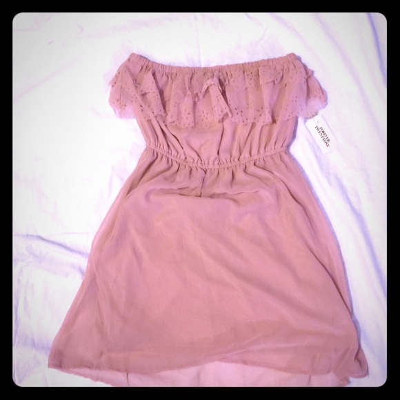 Cute light pink tube top