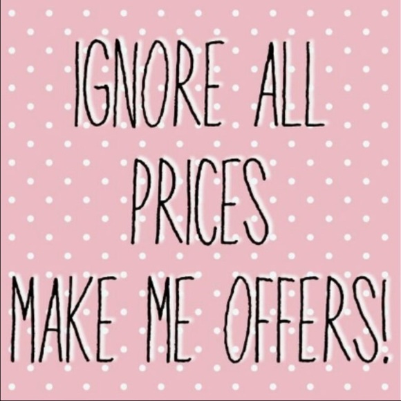 ALL PRICED JUST DROPPED!! CLOSET CLEAR OUT! ❤️🎉❤️ - Picture 3 of 4