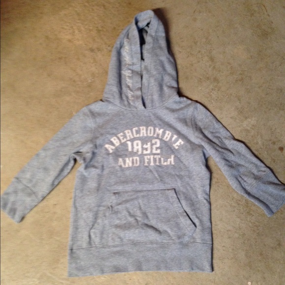 Abercrombie & Fitch Tops - Abercrombie and Fitch 3/4 sleeve hoodie