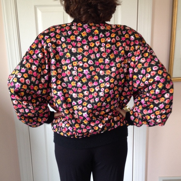 Infinity Chic Floral Jacket - Picture 3 of 3