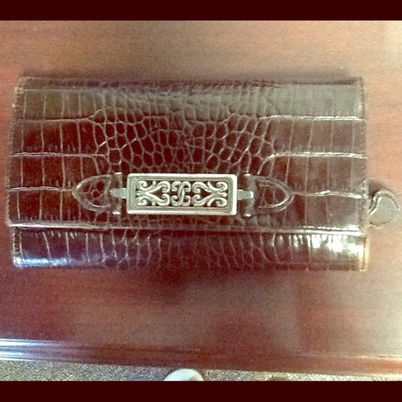 👛Large Brighton Wallet