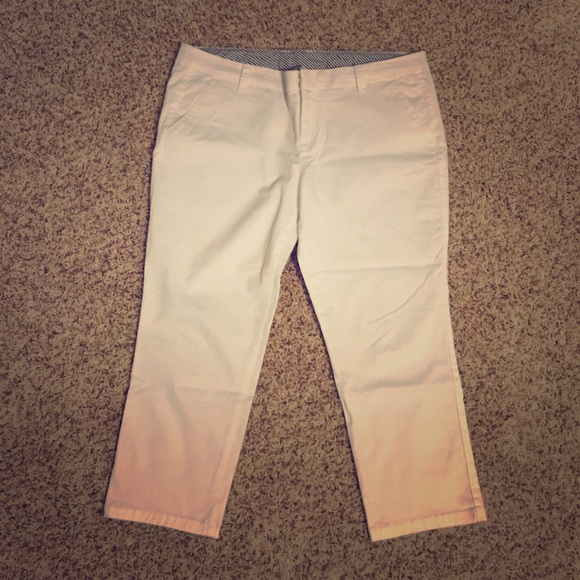 White Capri Pant