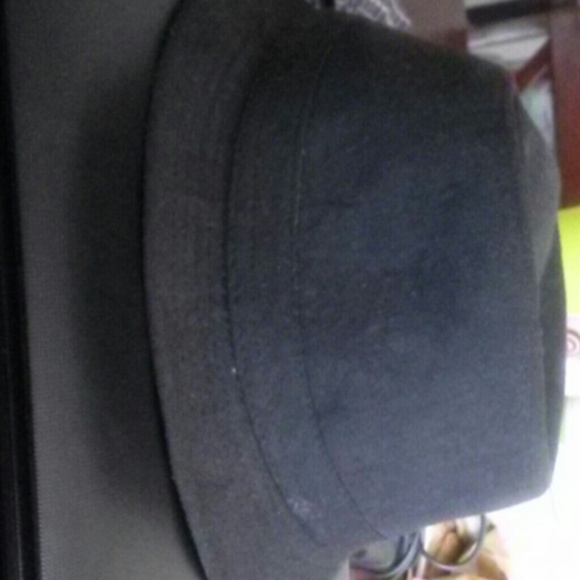 Stylish Hat - Picture 1 of 3