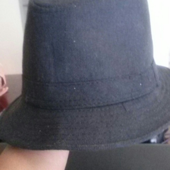 Stylish Hat - Picture 2 of 3