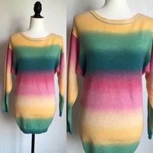 🎉😊Super Soft Rainbow Sweater!