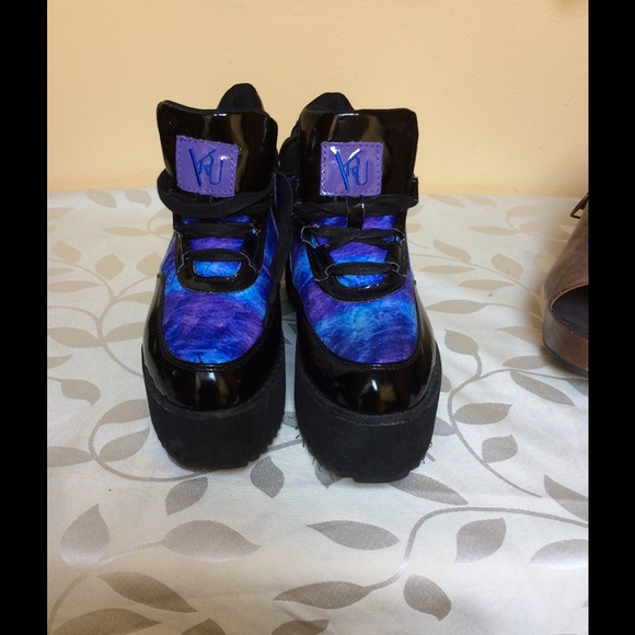 YRU platform sneakers