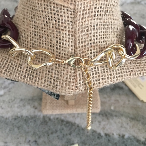ACRYLIC NECKLACE SET - Picture 4 of 4