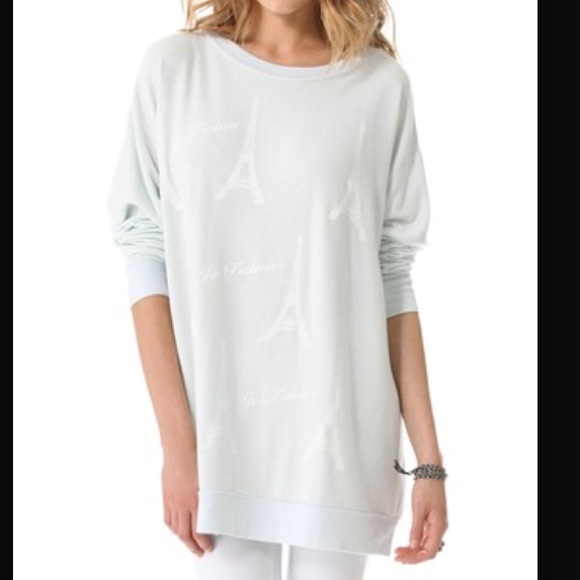 WILDFOX "Paris, Je T'aime." Long, Beach jumper