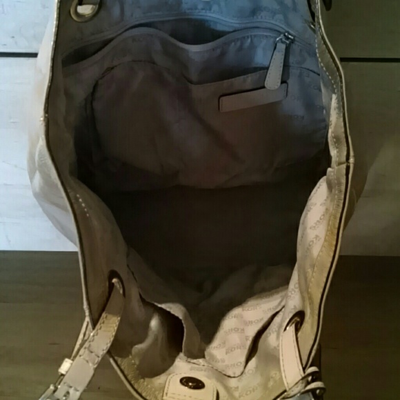 Additional pictures of large tan Michael Kors bag