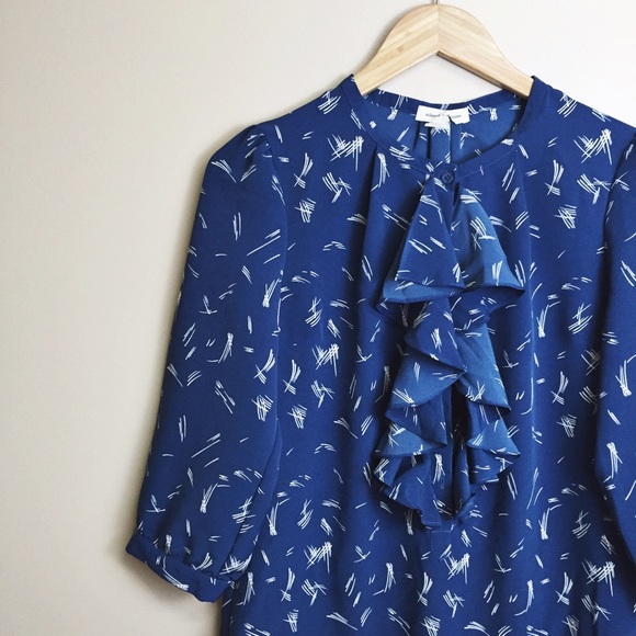 3/4 Sleeve Ruffle Blouse