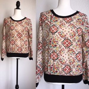 🎉😊Floral printed blouse!