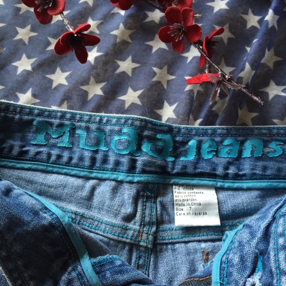 Mudd jean shorts - Picture 3 of 4