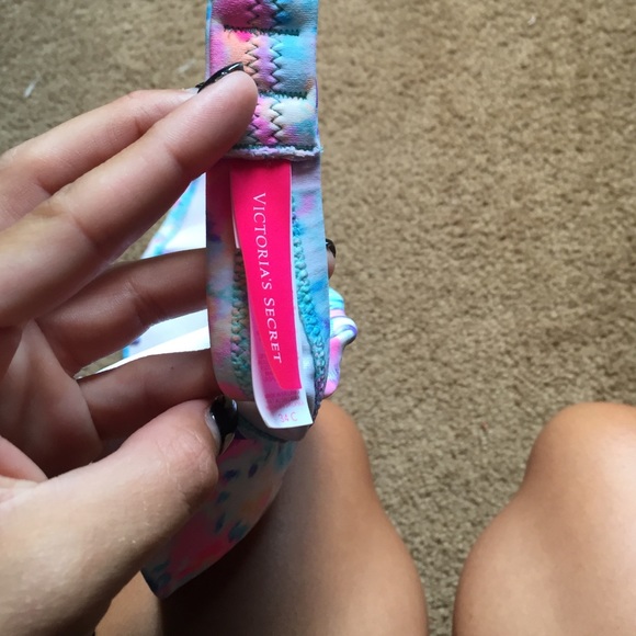 Bathing suit - Picture 2 of 4